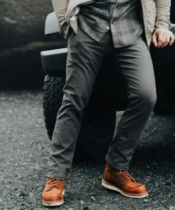 Mountain Khakis Heritage Collection Men's Lined Mountain Pant | Classic Fit / Jackson Grey