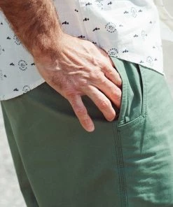 Mountain Khakis Men's Stretch Poplin Short | Parent