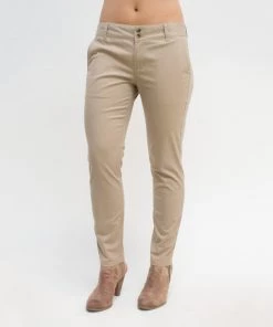 Mountain Khakis Women's Sadie Skinny Chino Pant | Classic Fit / Raisin
