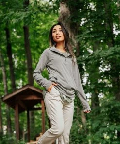 Mountain Khakis Women's McKinley QTR Zip 12 Mountain Khakis Women's McKinley QTR Zip